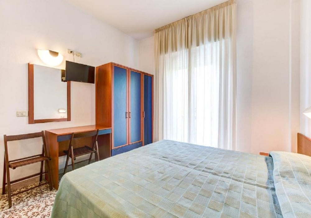Economy Double or Twin Room, Balcony, Pool View