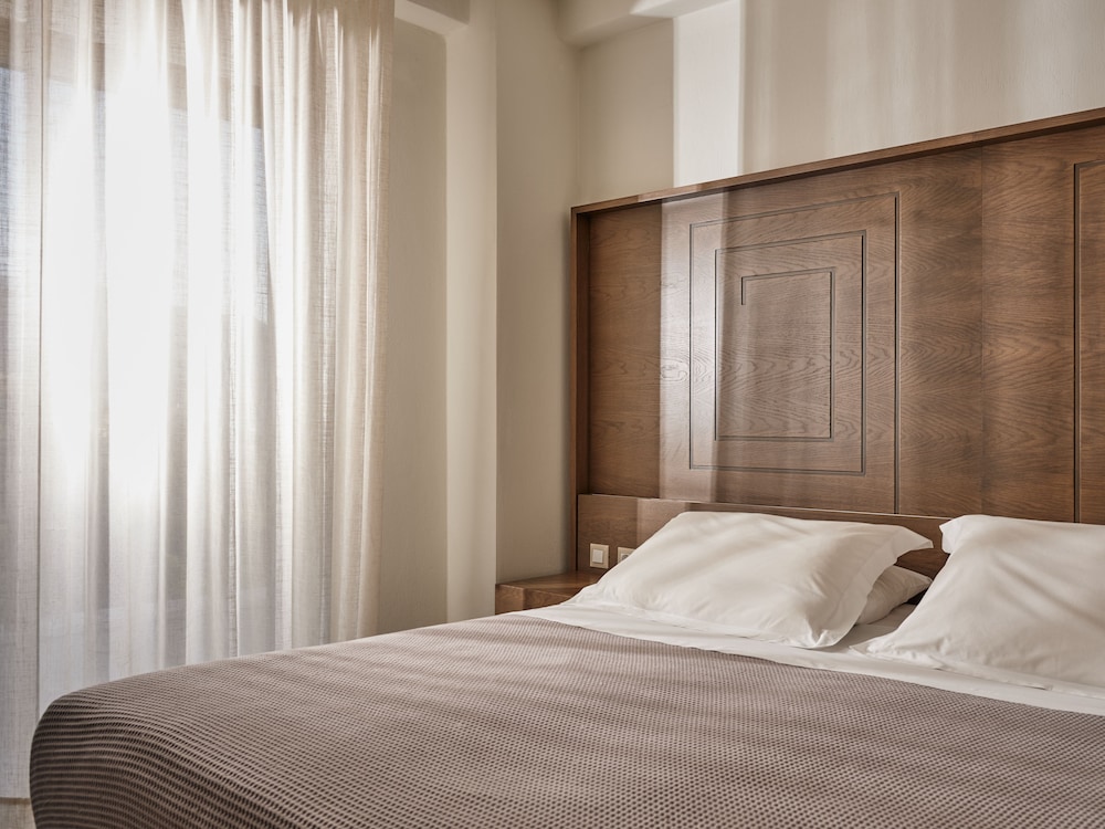 Double Suite & Sharing Terrace with Sea photo 3