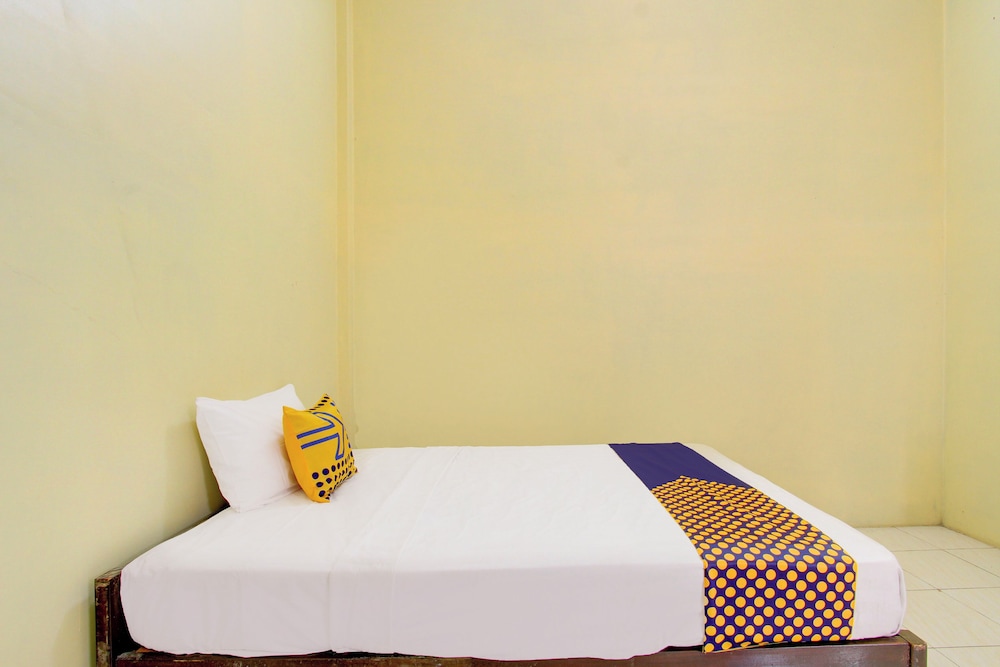 Basic Single Room photo 2
