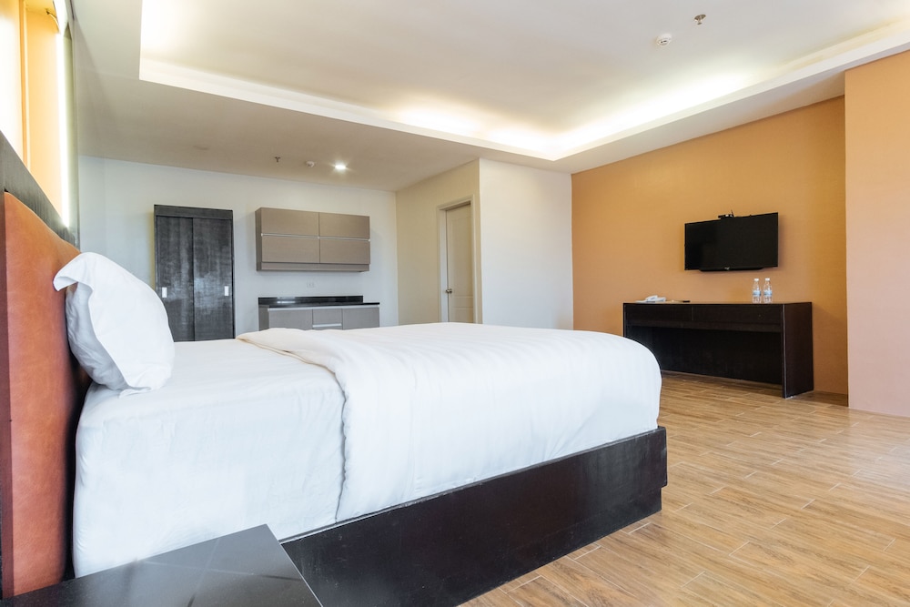 Superior Room, 1 Queen Bed - Photo 7