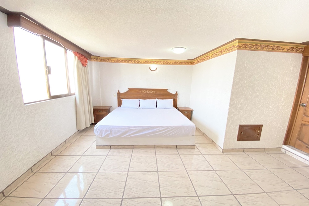 Deluxe Room, Jetted Tub (1 King Bed)