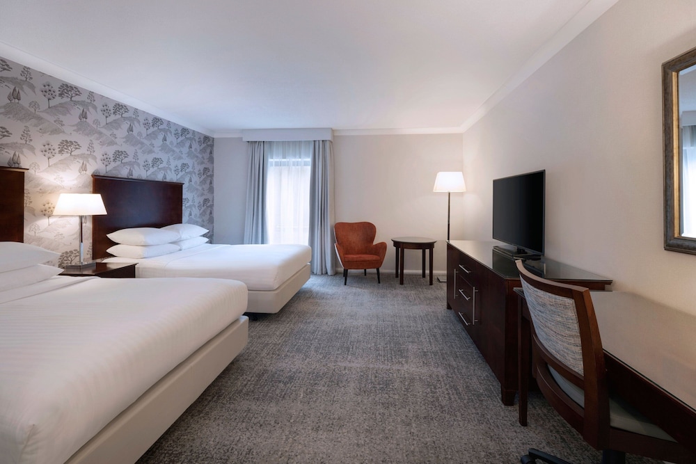 Family Room, 2 Double Beds - Photo 3