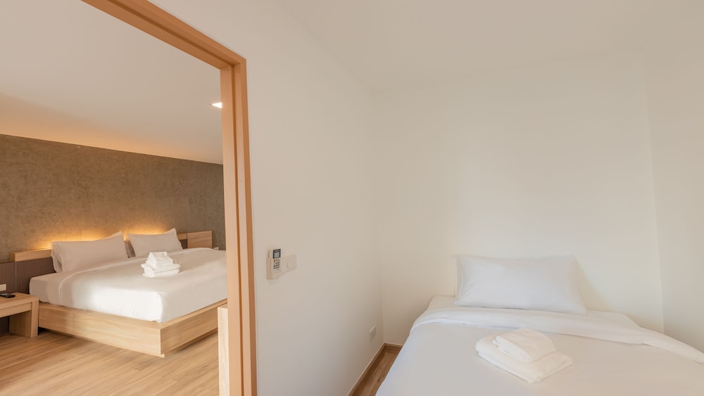 Luxury Triple Room photo 2