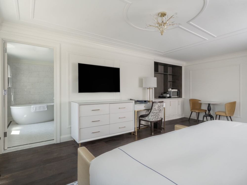Luxury Room photo 2