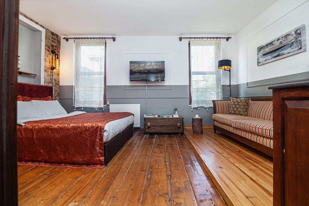 Basic Double Room photo 1