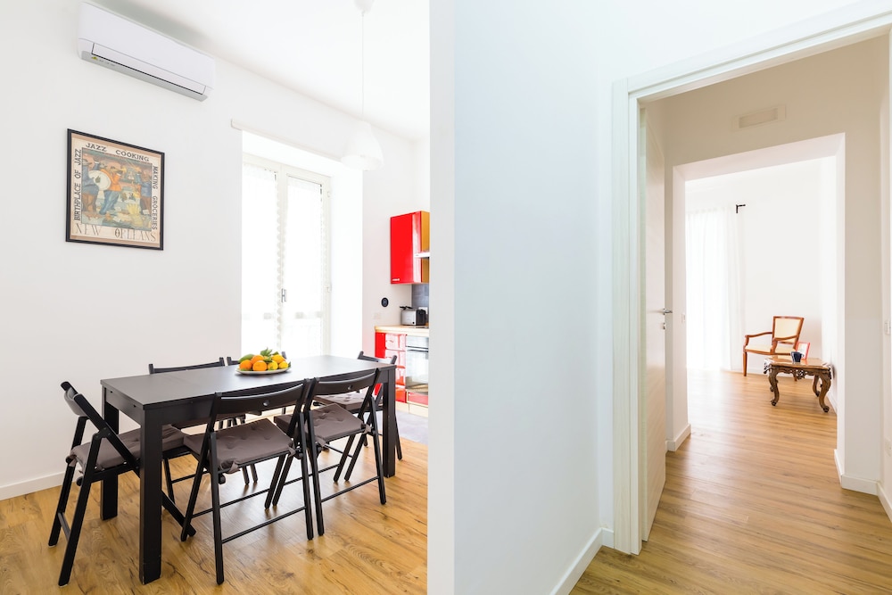 Apartment (2 Bedrooms)