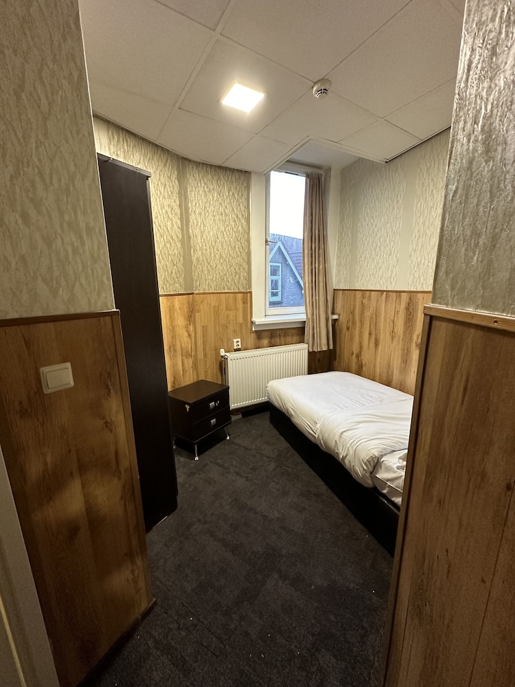 Basic Single Room, City View