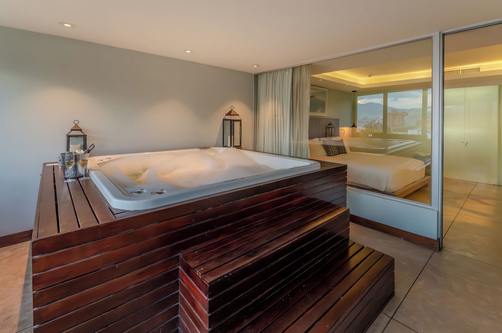 Exclusive Room - Photo 22