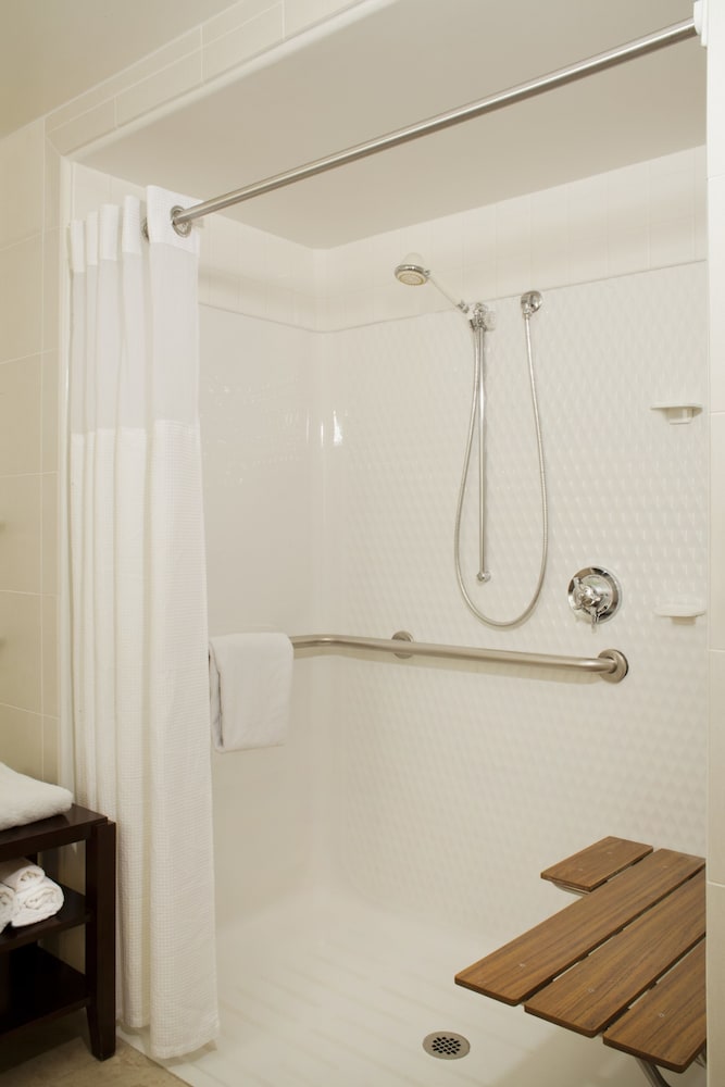 Room, 2 Queen Beds - Photo 2