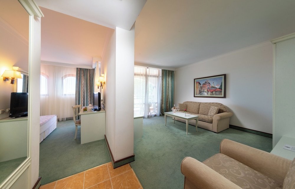 Studio (Free Beach Access, Free Wifi, Parking)