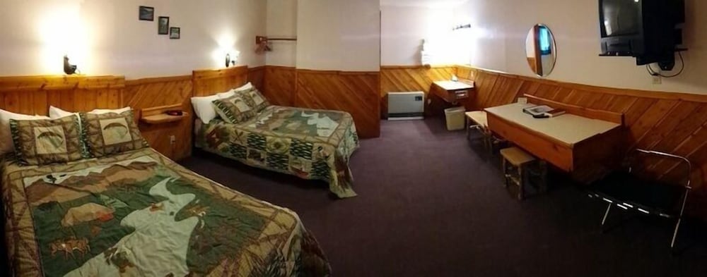 Room, 2 Queen Beds photo 3