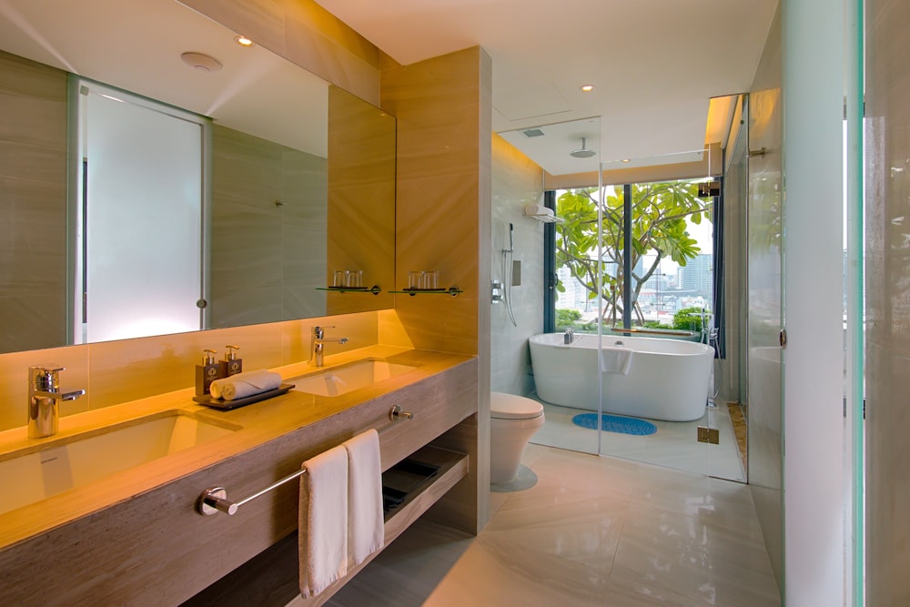 Suite, Balcony photo 3