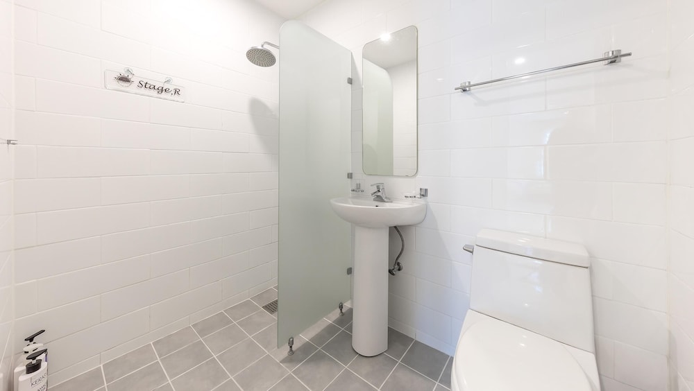 Basic Room, 1 Bedroom (201(Side Ocean view)) - Photo 4