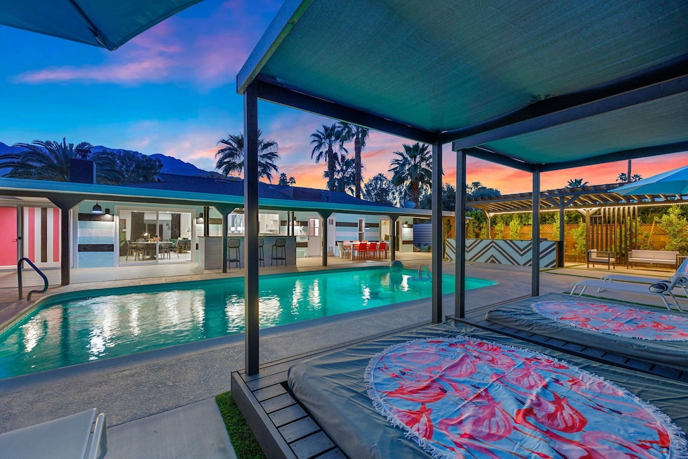 The Ritz - Luxury Home With Pool Speakeasy Bar, Billede 119