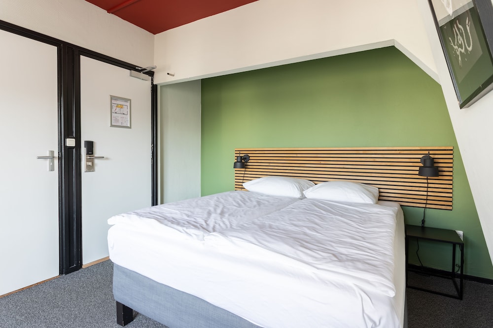 Standard Room, 1 Double Bed, Private Bathroom photo 3