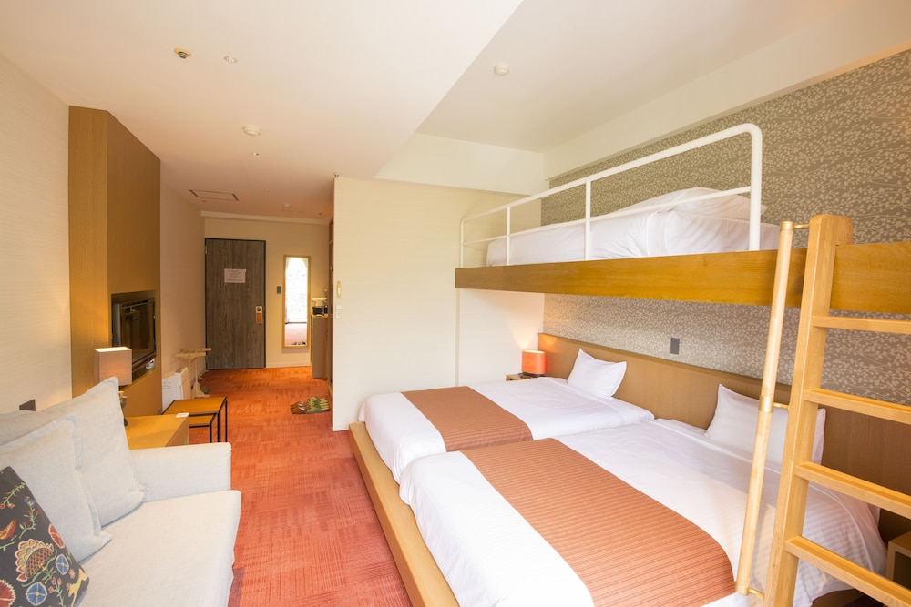 MODERN TWIN ROOM (non-smoking) photo 2