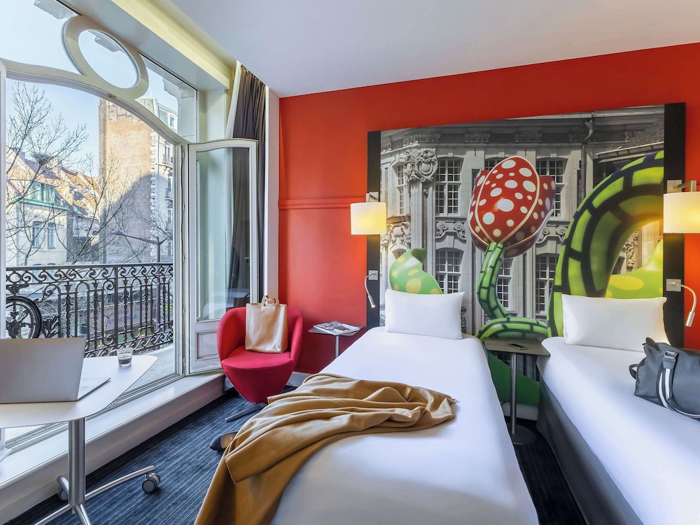 Classic Twin Room, 2 Twin Beds - Photo 8