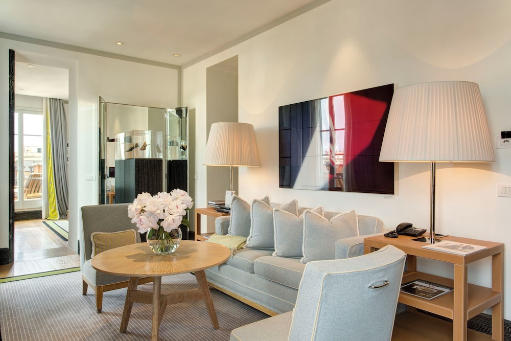 Penthouse (Non Smoking)