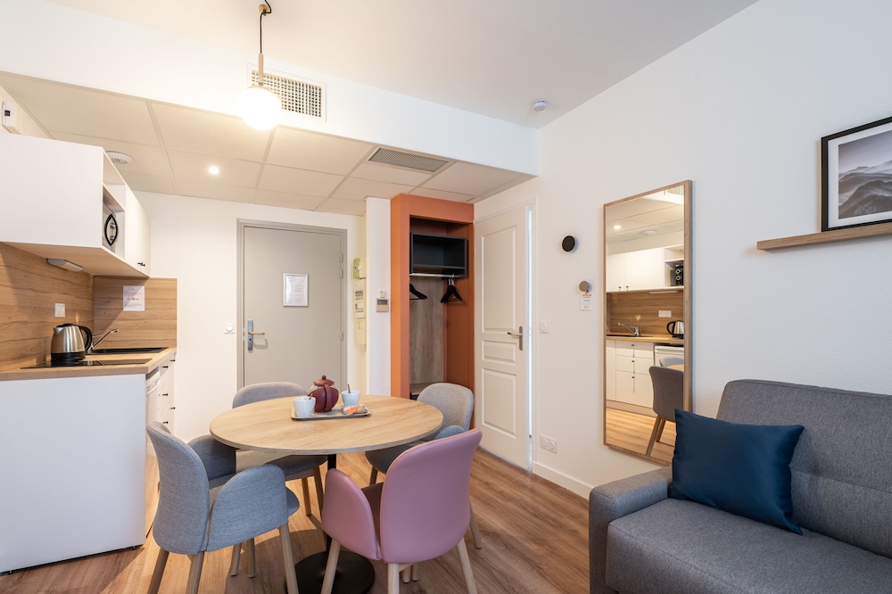 Premium Apartment, 1 Bedroom - Photo 1