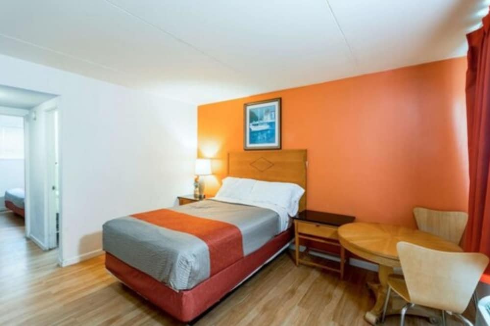 Basic Double Room Single Use photo 2