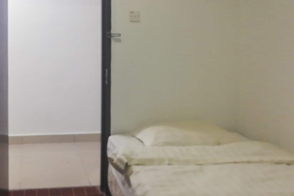 Standard Single Room, No Windows photo 2