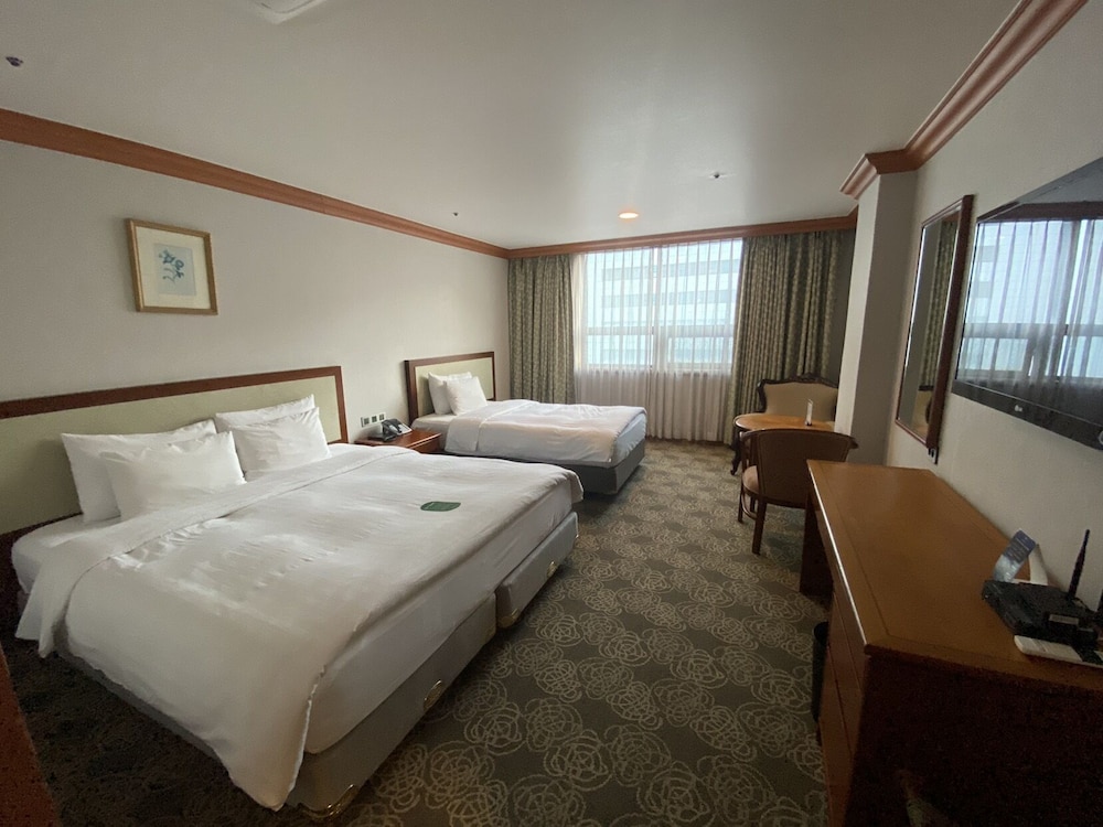 Family Room (Deluxe, Free Sauna&Fitness Available) - Photo 3