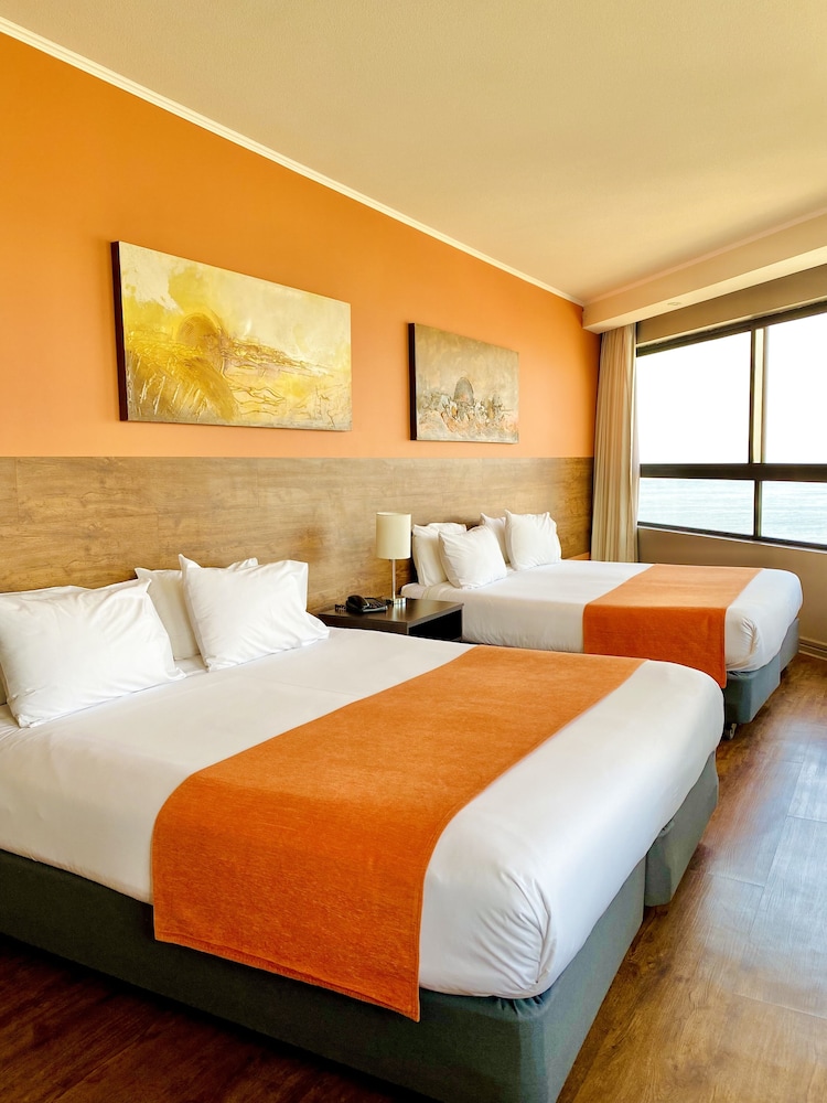 Superior Room, 2 Queen Beds, Sea View - Photo 10
