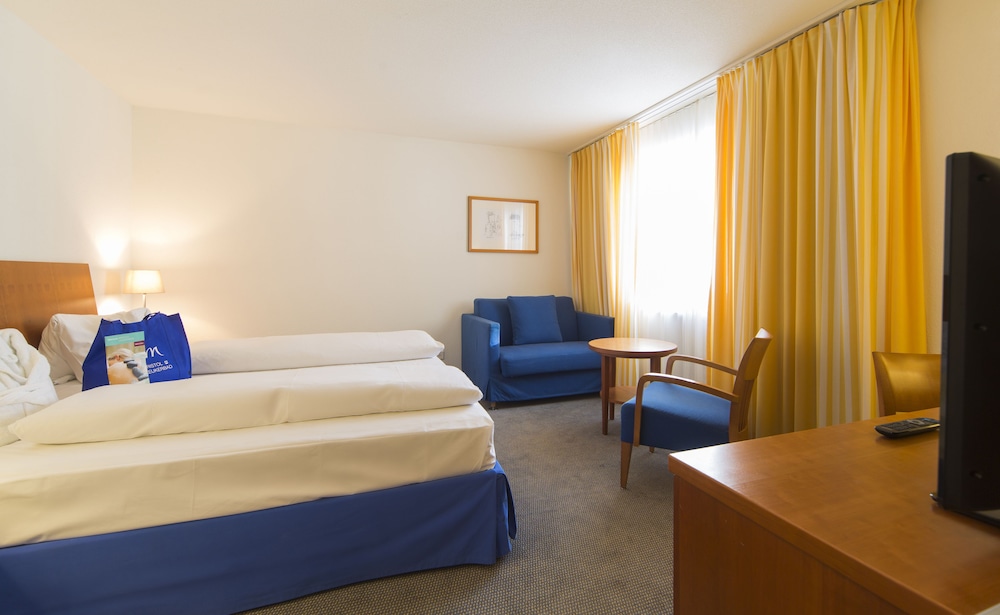 Superior Double Room, 2 Twin Beds, Non Smoking photo 2