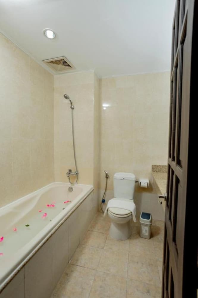 Superior Twin Room - Photo 4