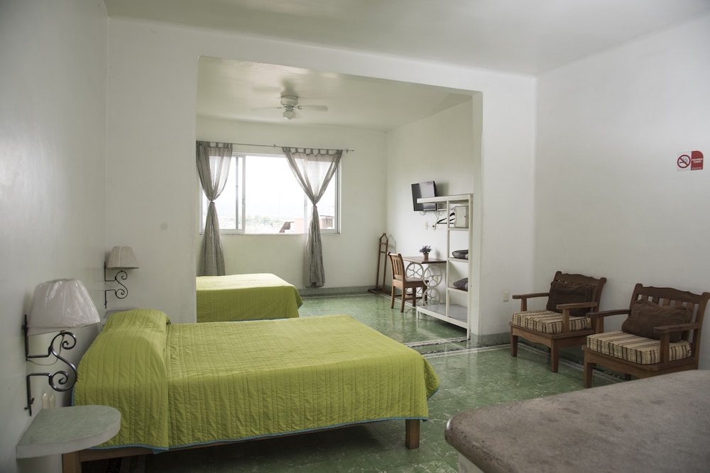 Family Suite, 2 Double Beds photo 1