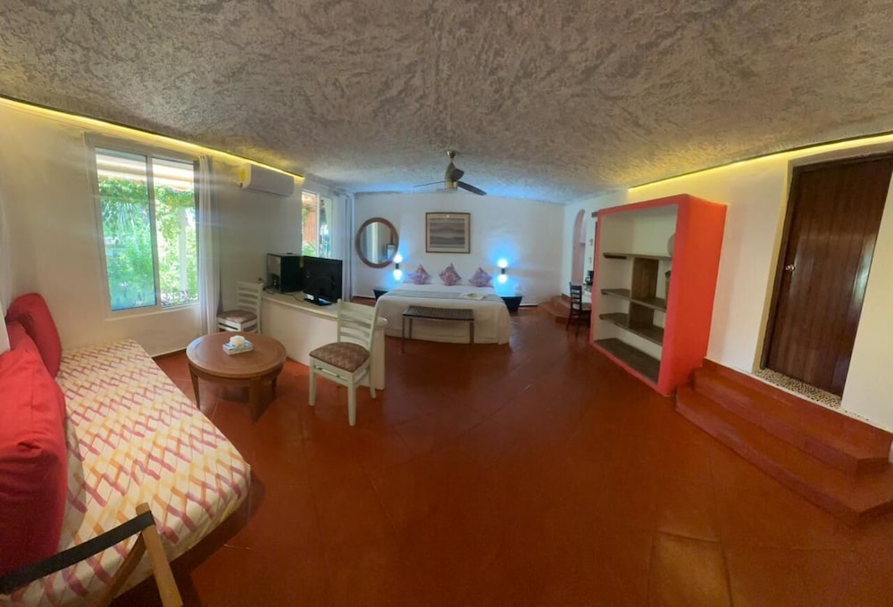 Elite Triple Room, 2 Bedrooms, Garden View