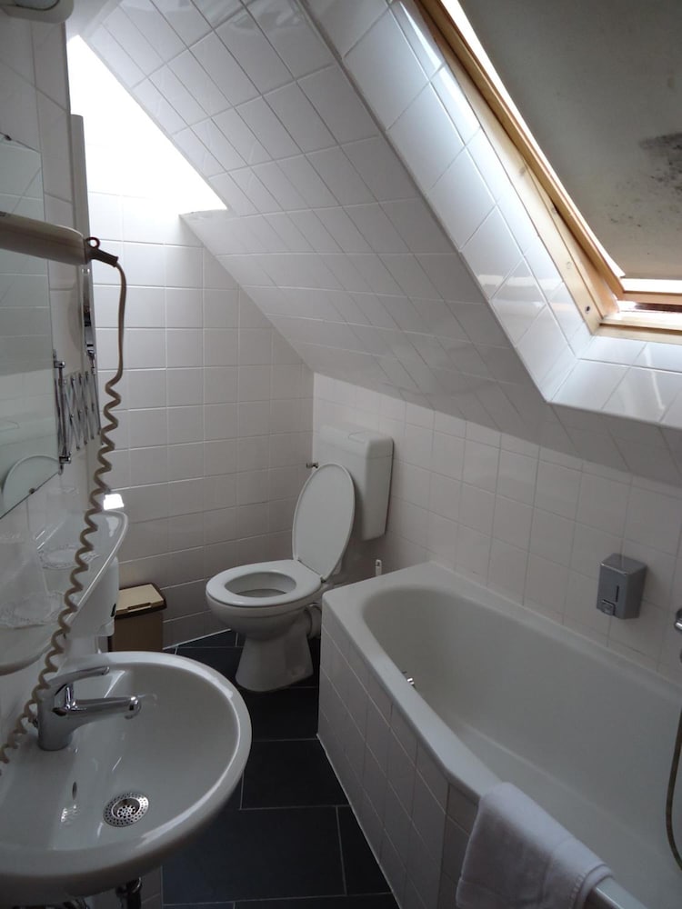 Economy Double Room (5th floor, Elevator until 4th), photo 6