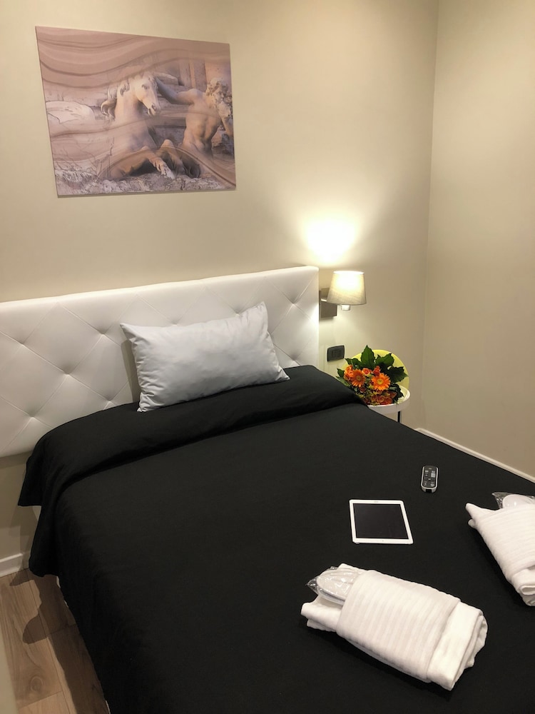 Classic Double Room Single Use photo 1
