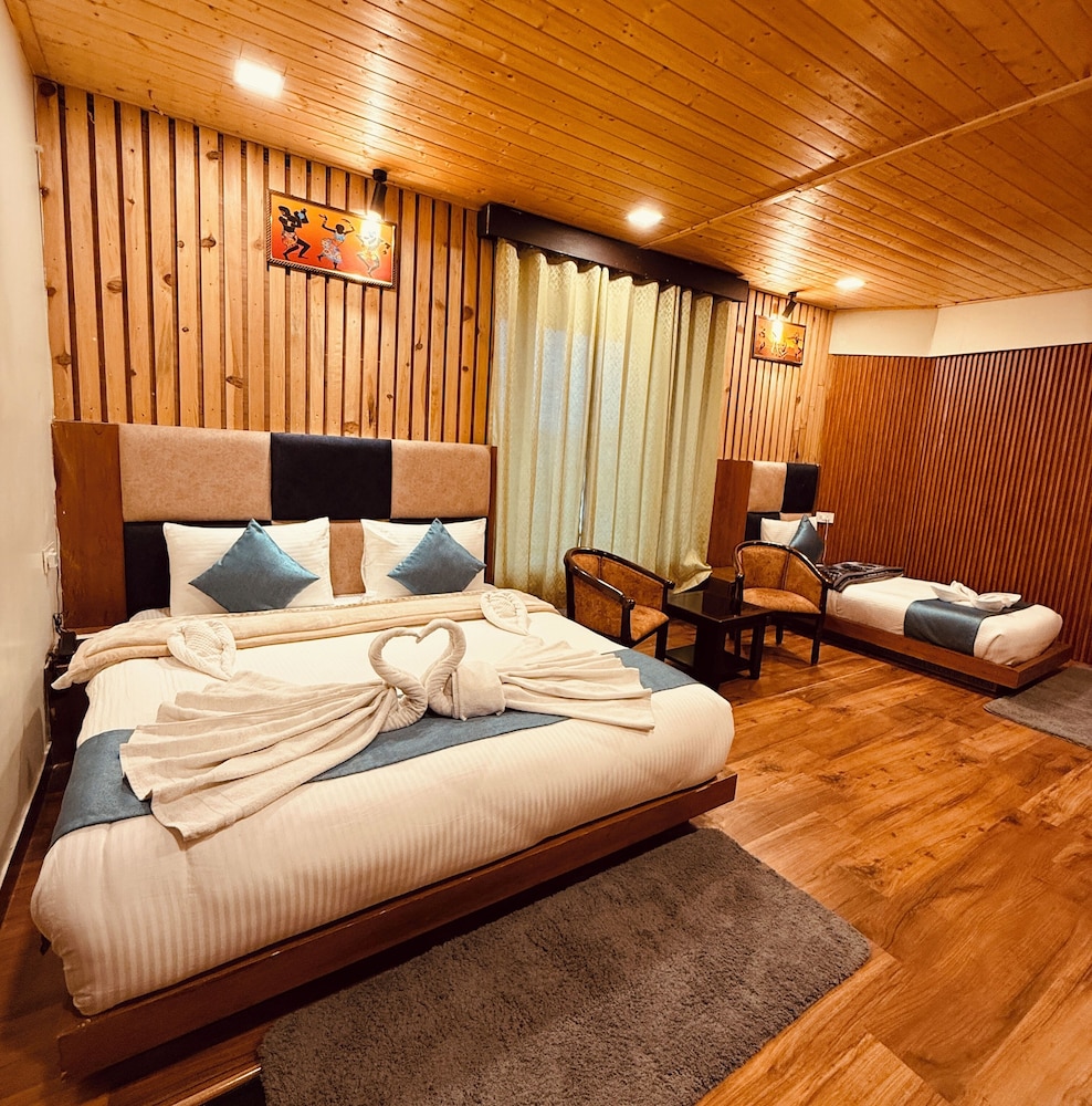 Premium Double Room photo 2
