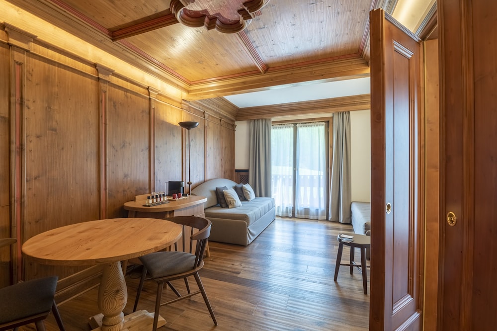 Junior Suite (with SPA access)