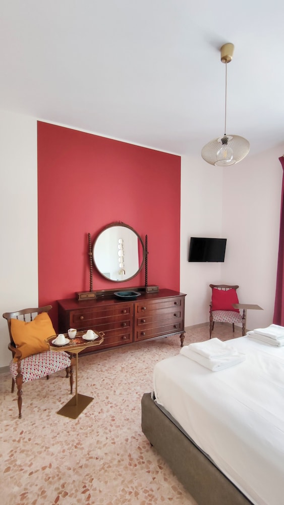 Deluxe Double Room, City View