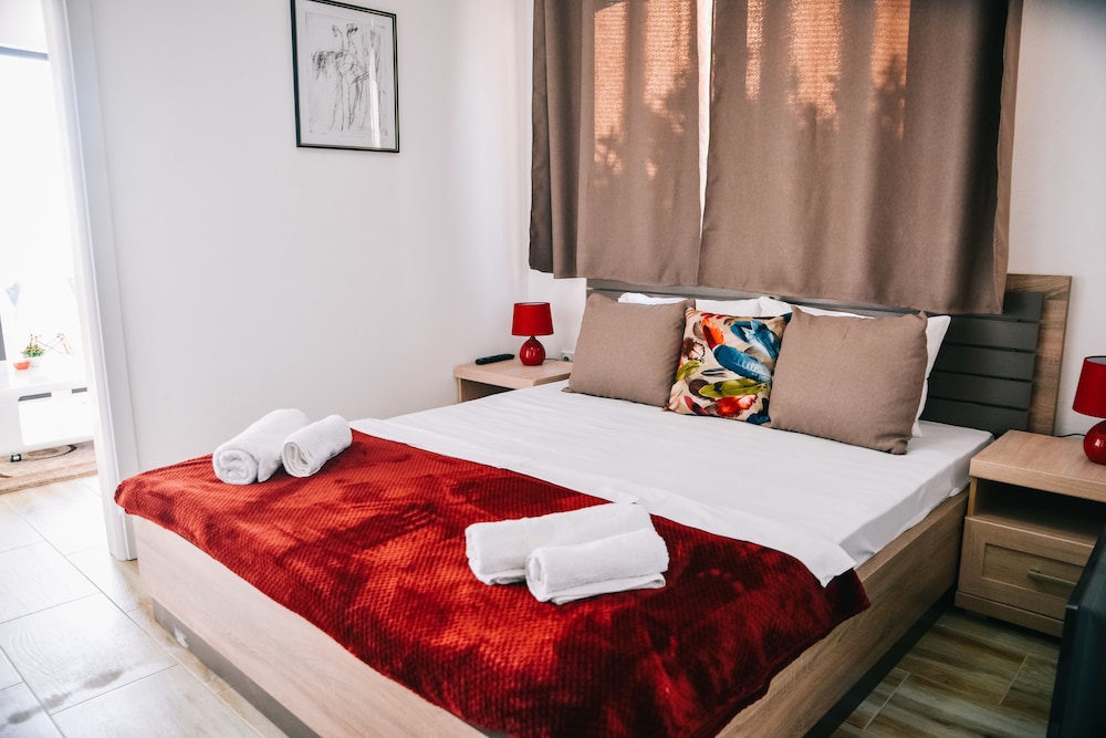 Panoramic Apartment, 1 Queen Bed with Sofa bed, Sea View photo 1