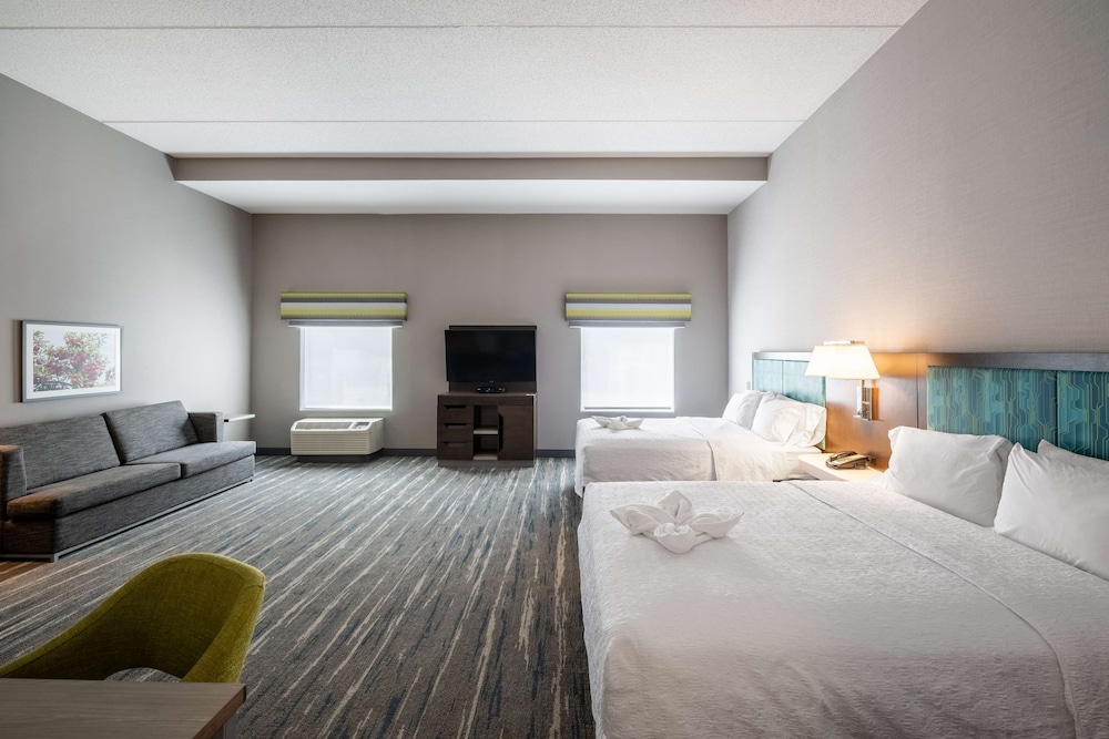 Hampton Inn & Suites Poughkeepsie, Photo 3