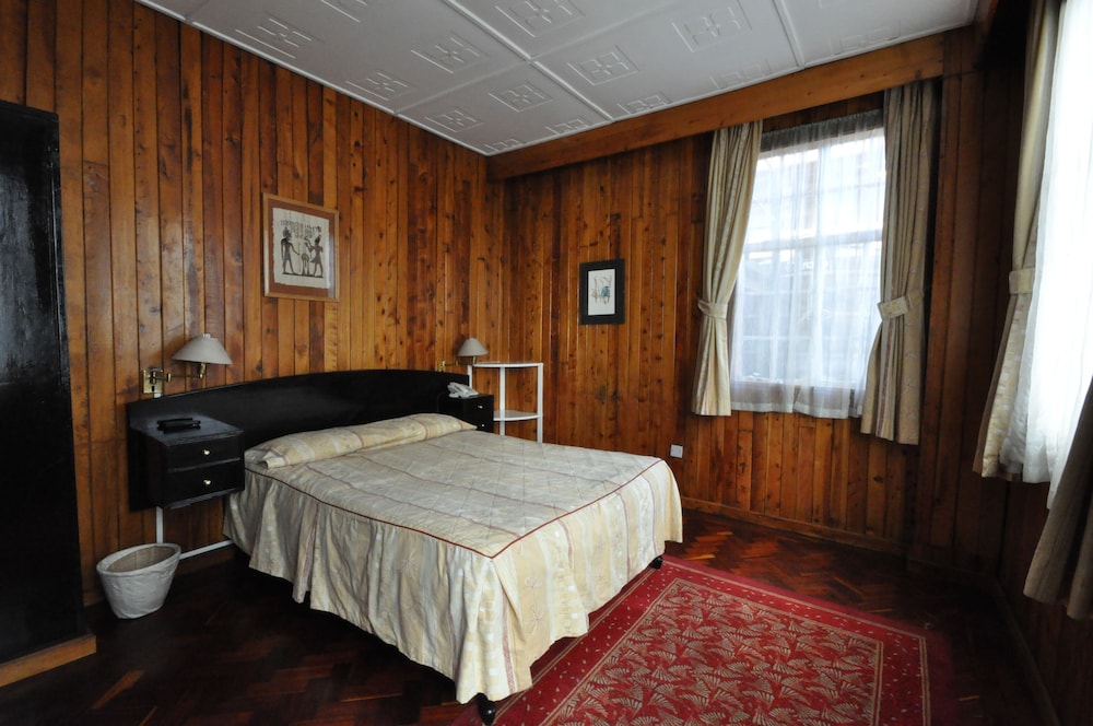 Classic Room