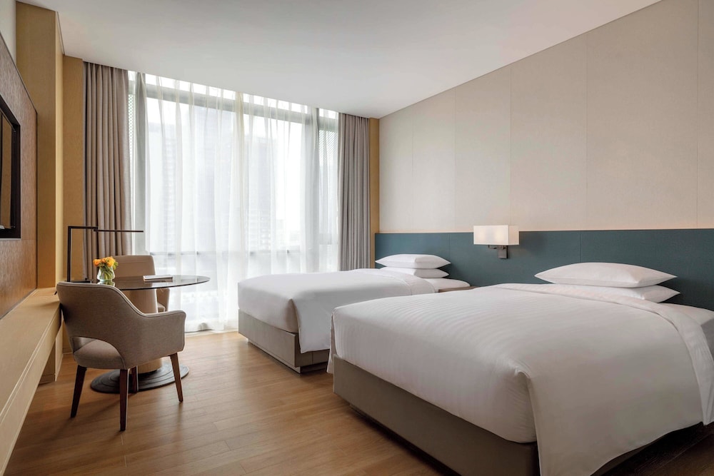 Room, 2 Double Beds, City View (Executive) - Photo 1