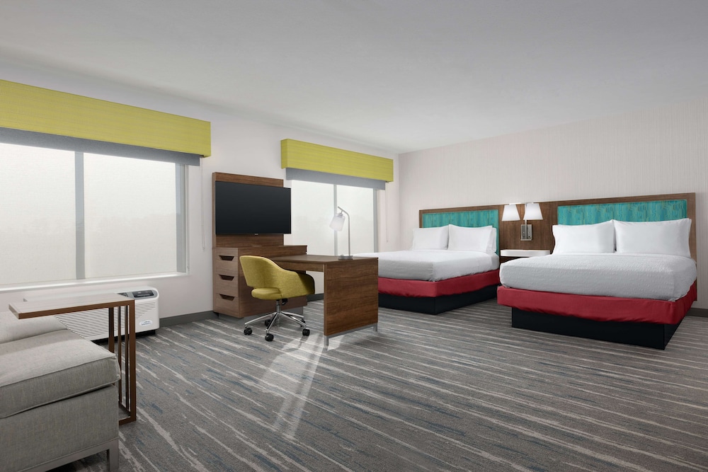 Studio, 2 Queen Beds, Refrigerator & Microwave (Wet bar) - Photo 1