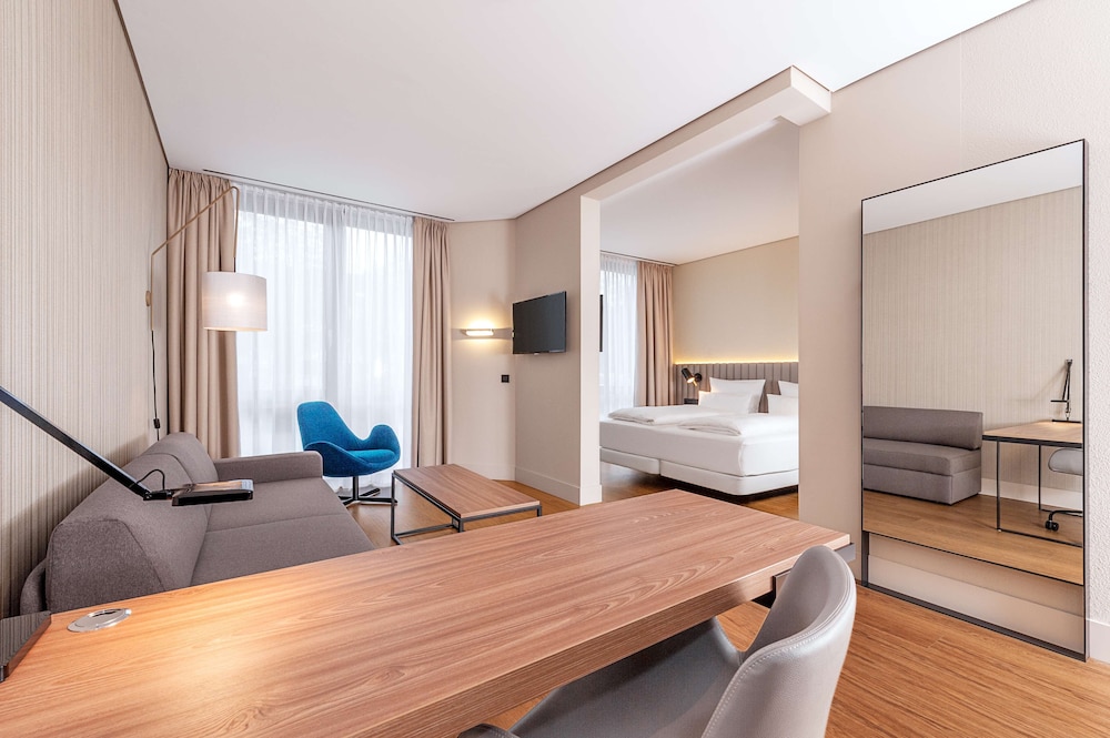 Junior Suite (Extra Bed 2 adults + 1 child) - Photo 8
