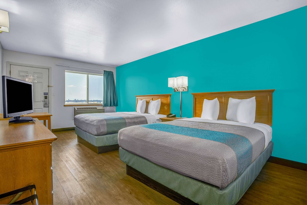 Standard Room, 2 Queen Beds, Non Smoking, Refrigerator & Microwave