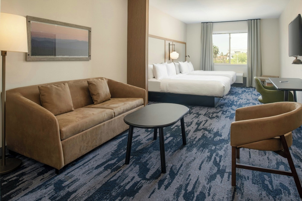 Suite, Multiple Beds - Photo 4