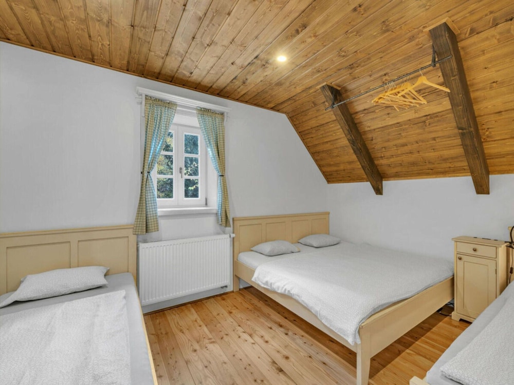 Villa photo 2