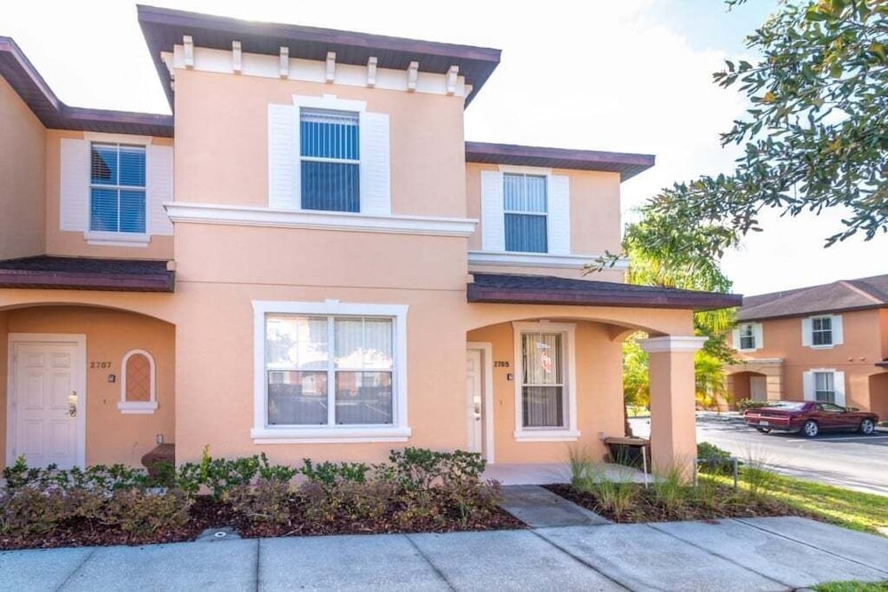 Townhome, 4 Bedrooms