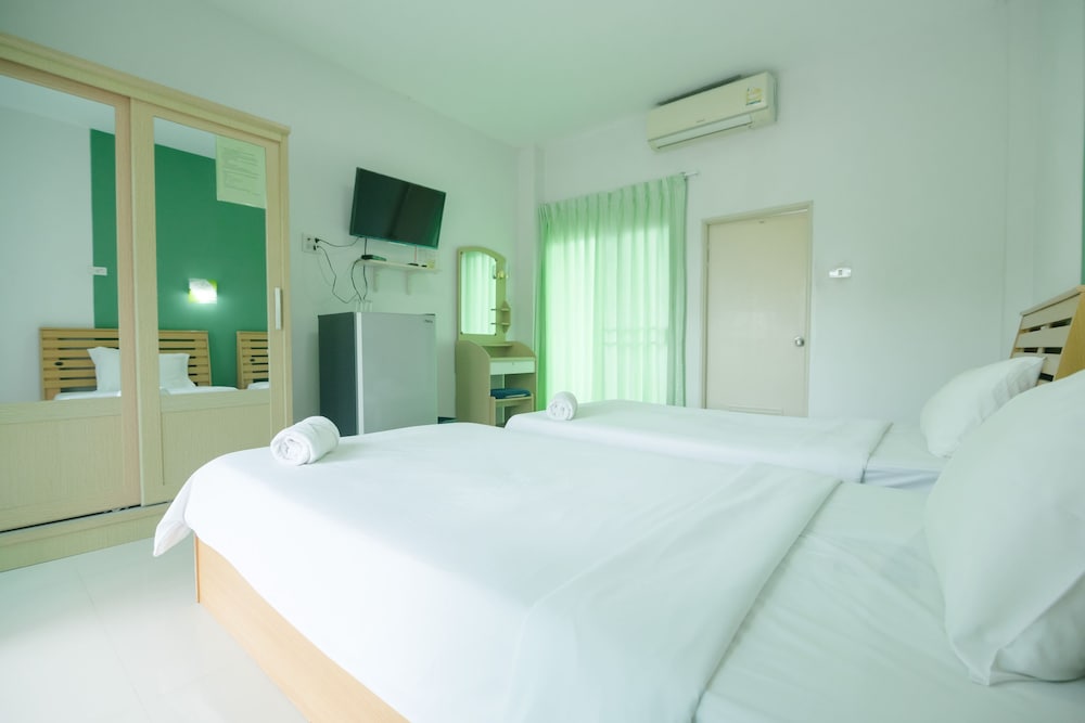 Business Room - Photo 6