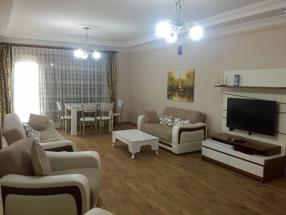Villa, 5 Bedrooms (V3)