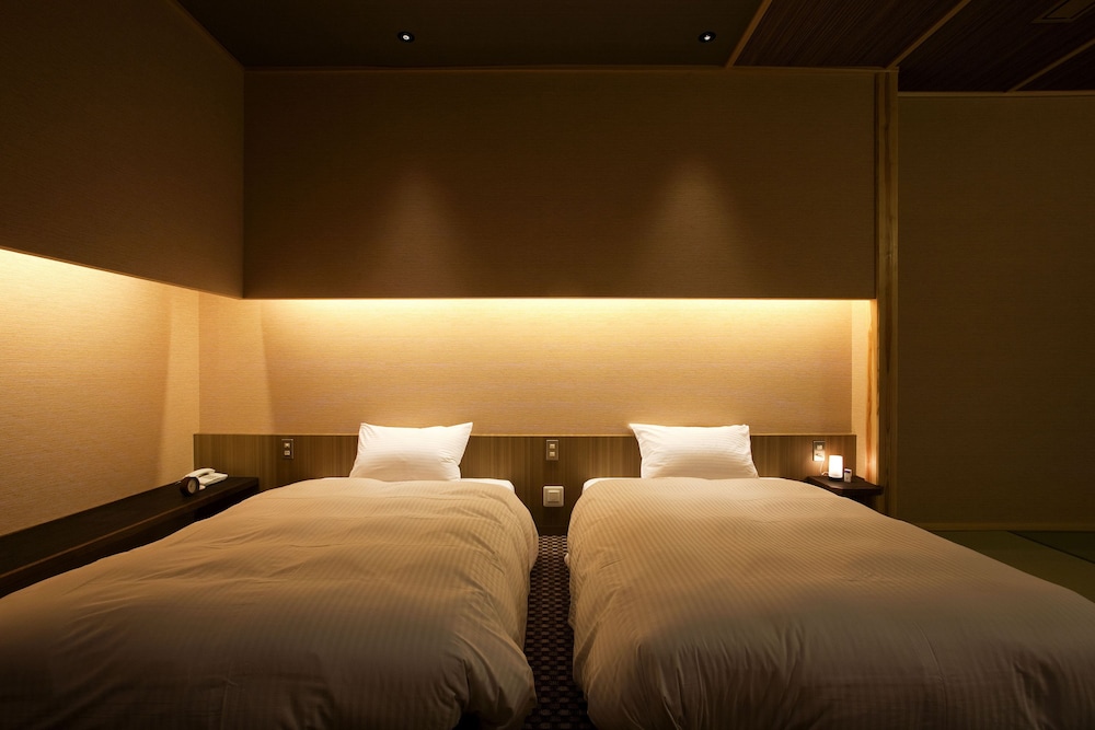 Deluxe Twin Room photo 2