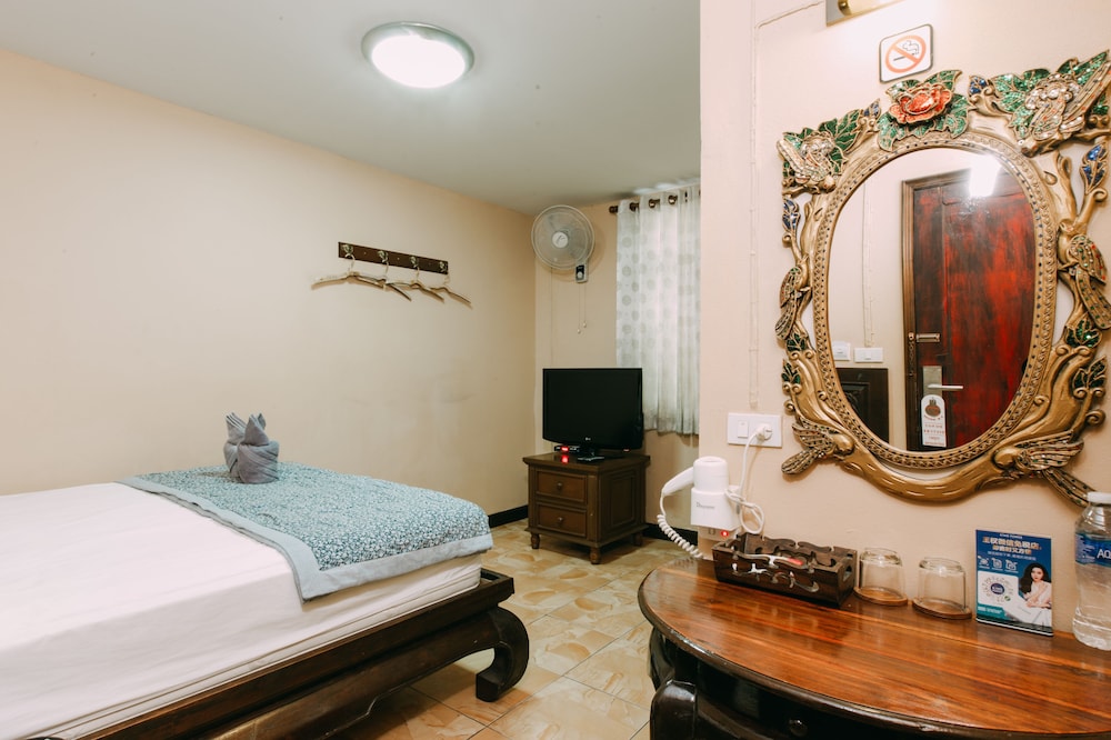 Basic Double Room Single Use photo 1